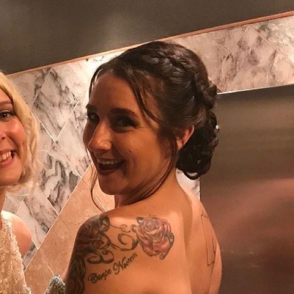 Meet your Posher, Jessica - Picture 1 of 1